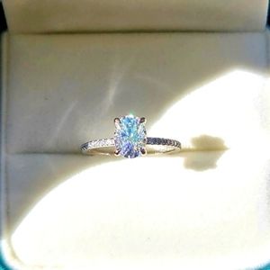 Solid 14k gold 1.5ct oval moissanite ring
